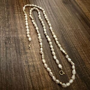 Vintage 14kt solid gold and Baroque seed pearl beaded necklace